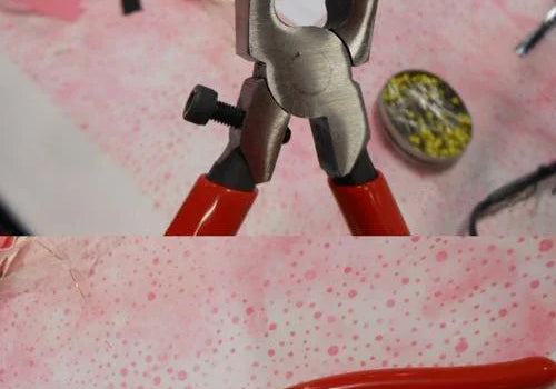 Pliers, Rubber Tipped 1" wide - Happy Little Quilt Shop