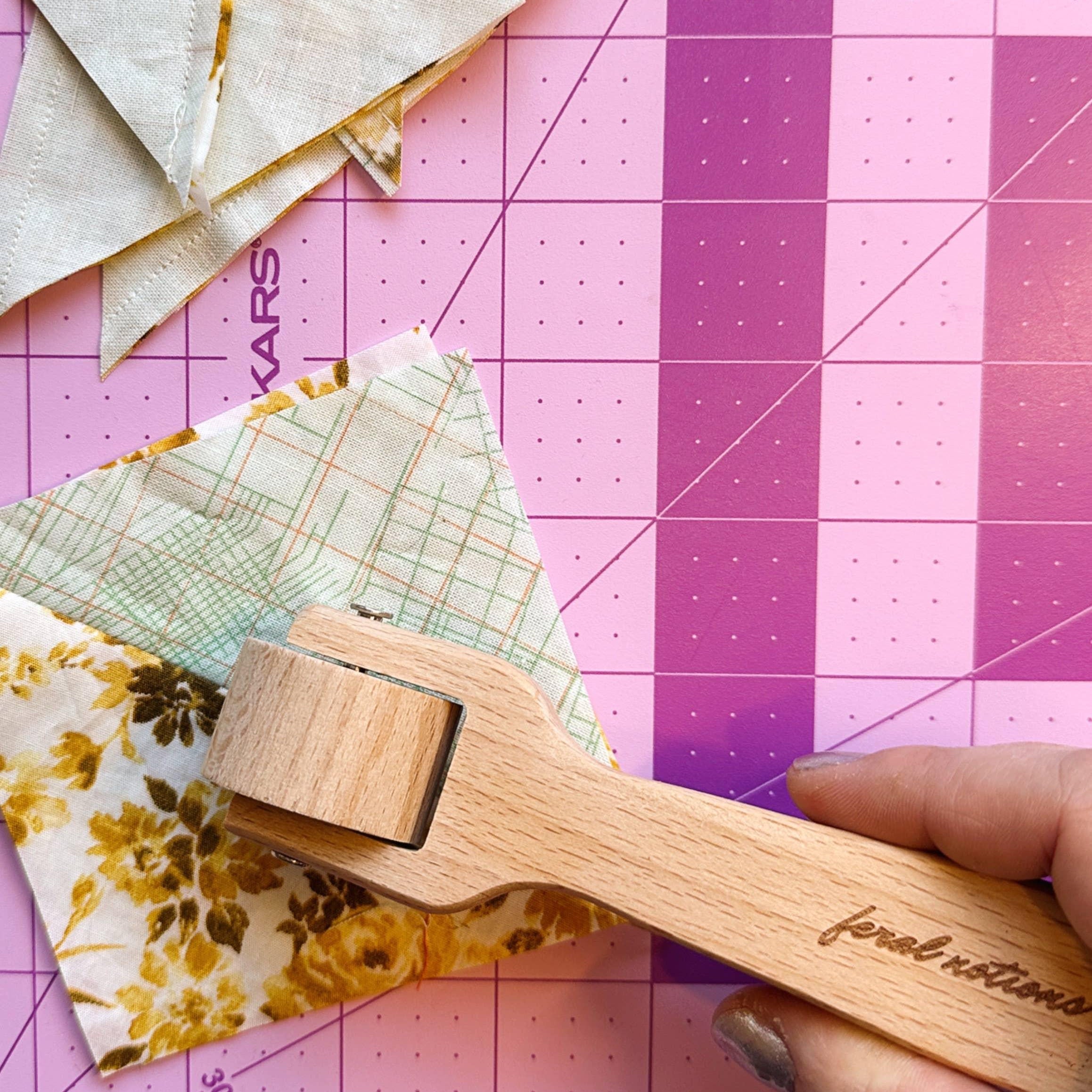 Seam roller - Happy Little Quilt Shop