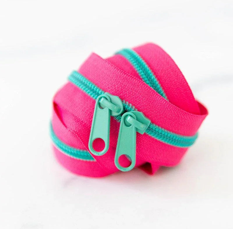 30" Zipper Strawberry SSCZ09 Stitch Supply#1 - Happy Little Quilt Shop