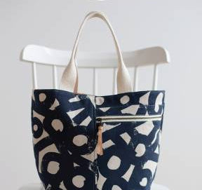 Crescent Tote - Happy Little Quilt Shop