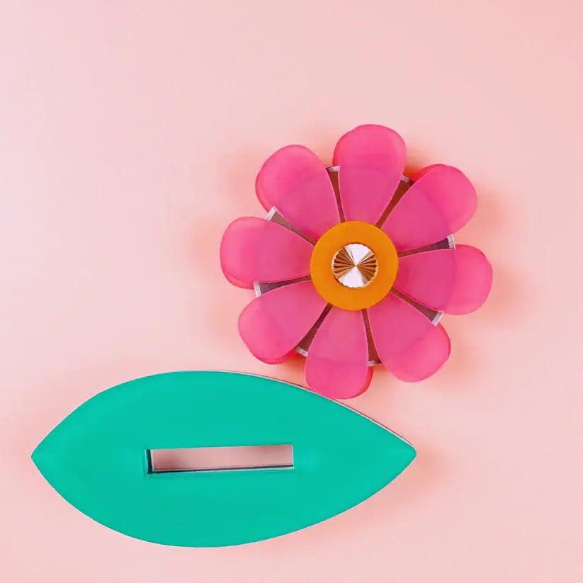 Flower Thread Cutter - Happy Little Quilt Shop