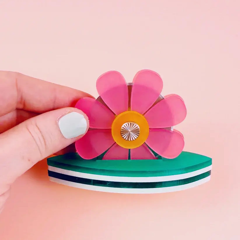 Flower Thread Cutter - Happy Little Quilt Shop