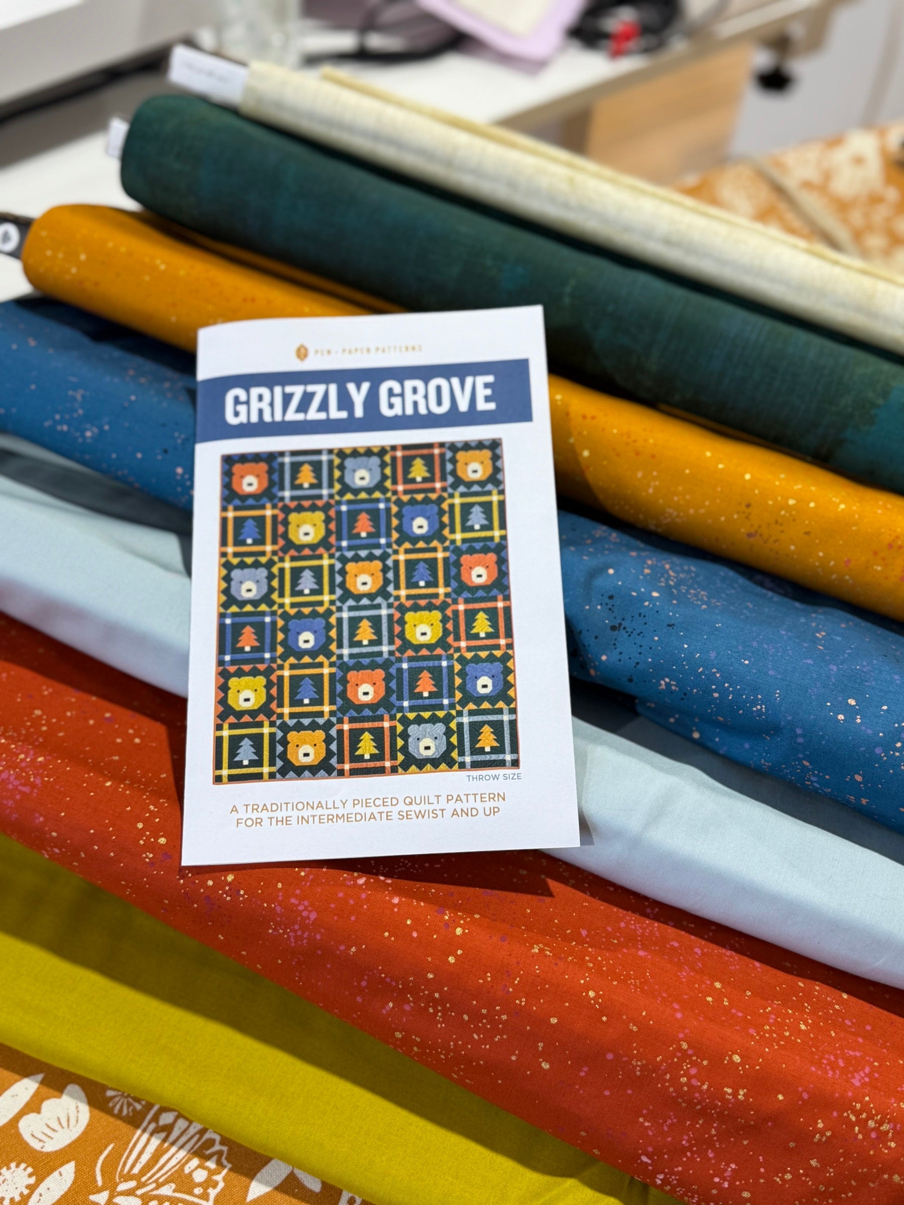 Grizzly Grove Pen and Paper Patterns Kit- Throw Size - Happy Little Quilt Shop