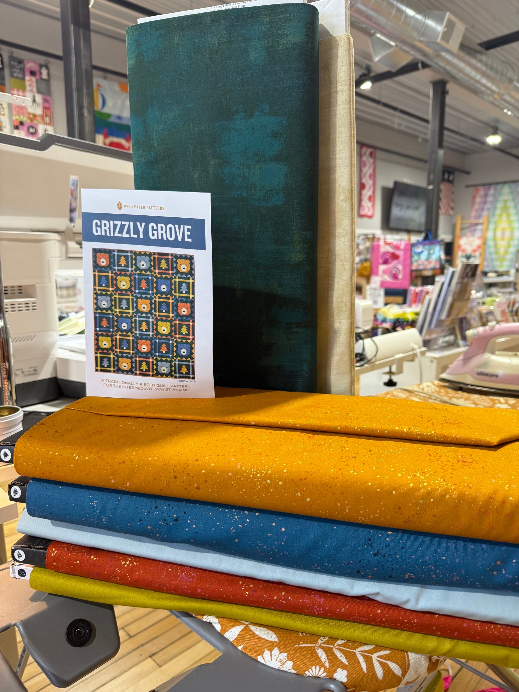 Grizzly Grove Pen and Paper Patterns Kit- Throw Size - Happy Little Quilt Shop