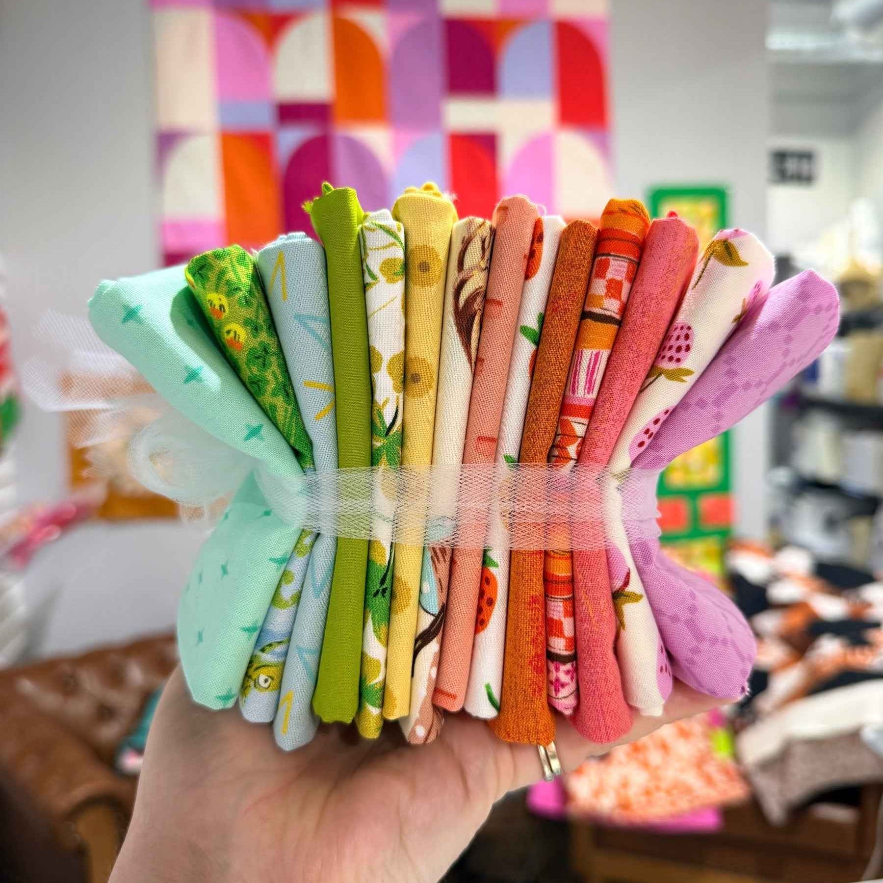 Heather Ross Favorites and Blenders Bundle ( 14 Fat Quarters)