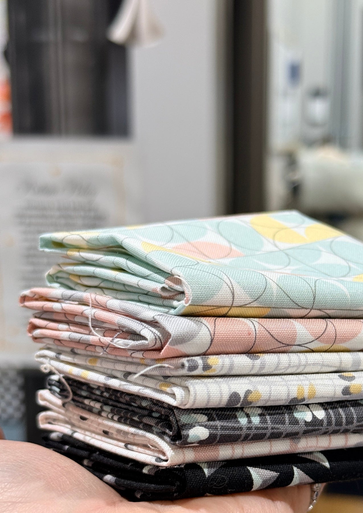 Libs Elliott Fat Eight Bundle (25 FE) - Happy Little Quilt Shop