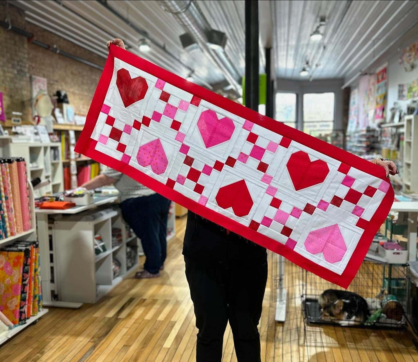 Modern Holiday Hearts Table Runner - Happy Little Quilt Shop