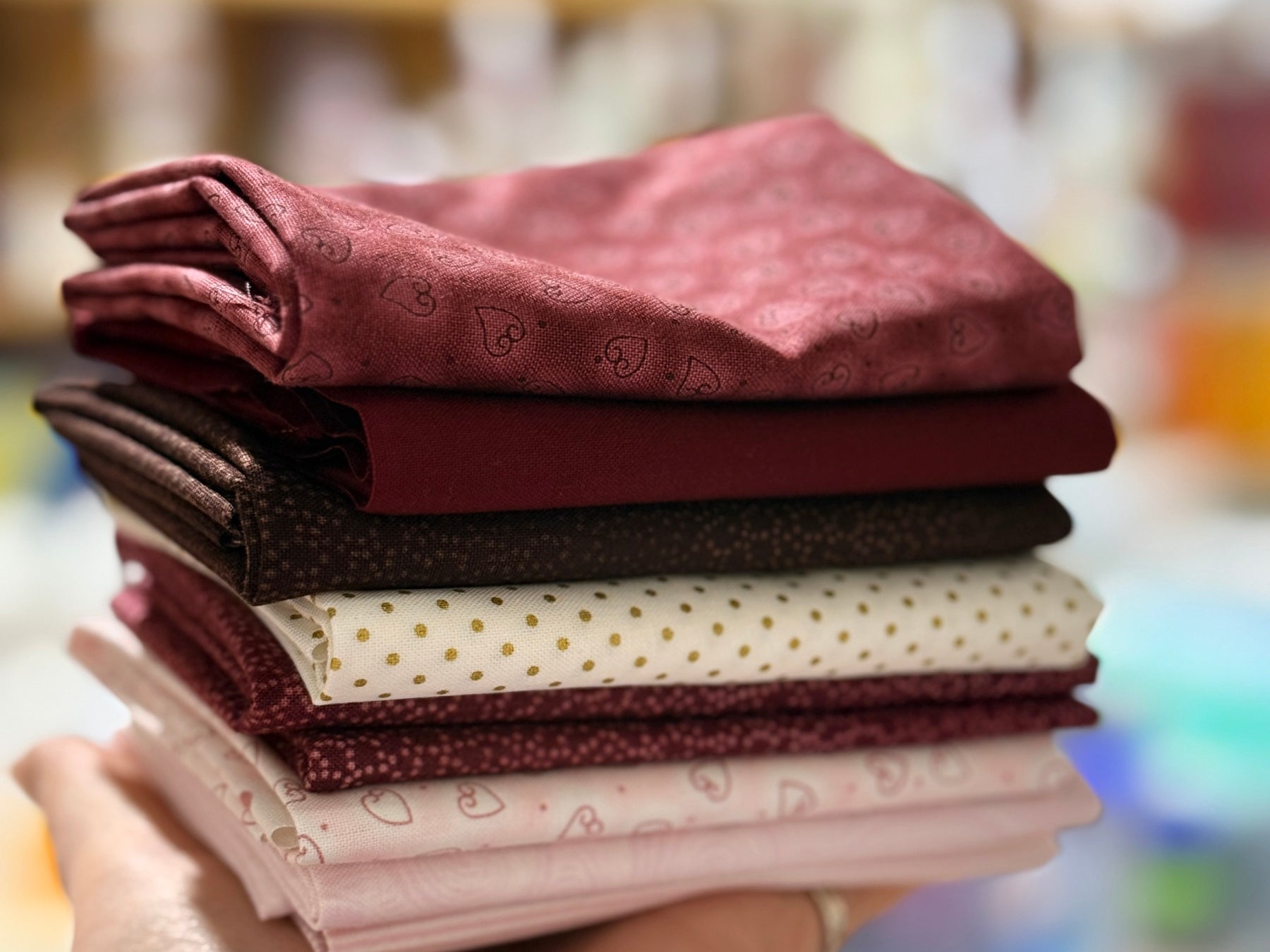 Pink and Burgundy Fat Quarter Bundle (8 Pieces) - Happy Little Quilt Shop