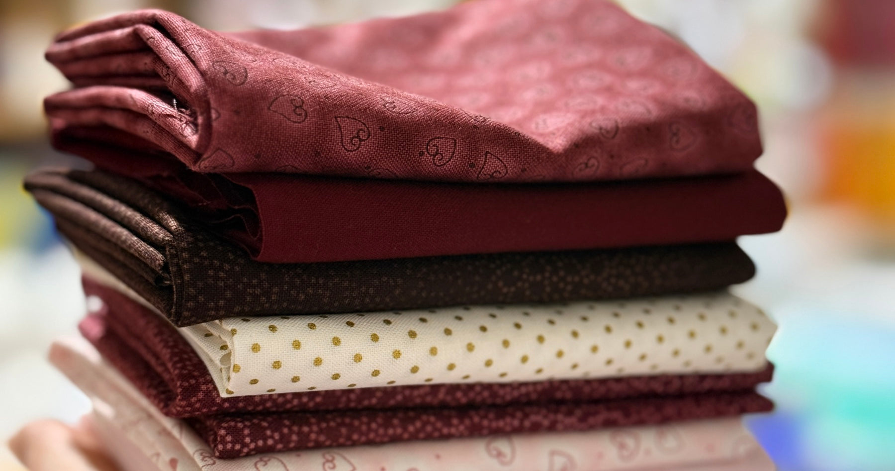 Pink and Burgundy Fat Quarter Bundle (8 Pieces) - Happy Little Quilt Shop
