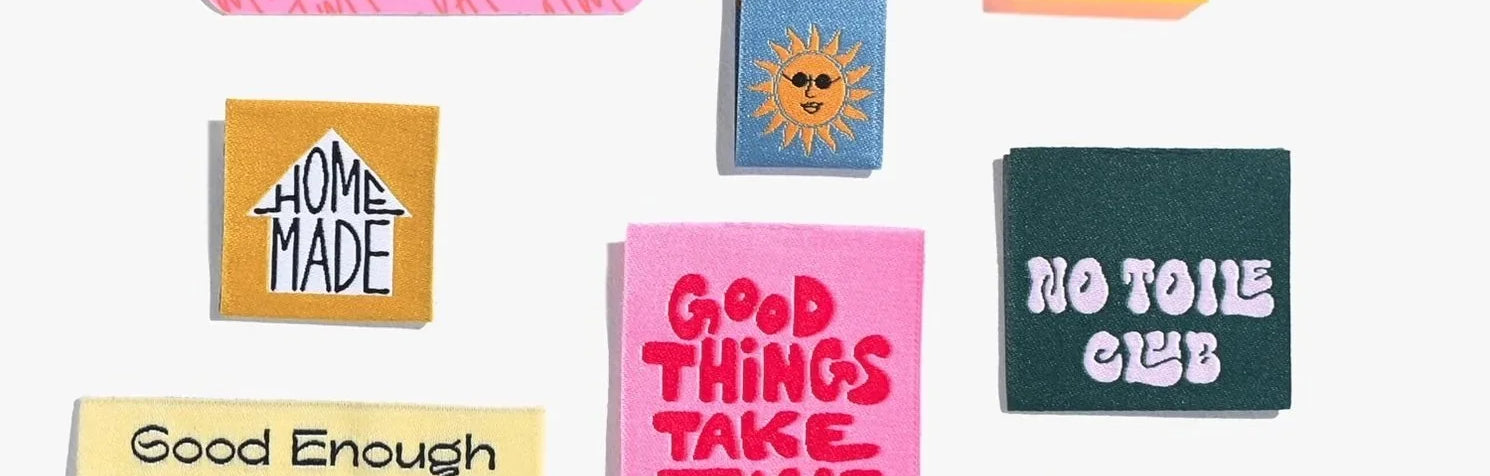 Festive Bauble Set 2 Pink and Gold - Happy Little Quilt Shop