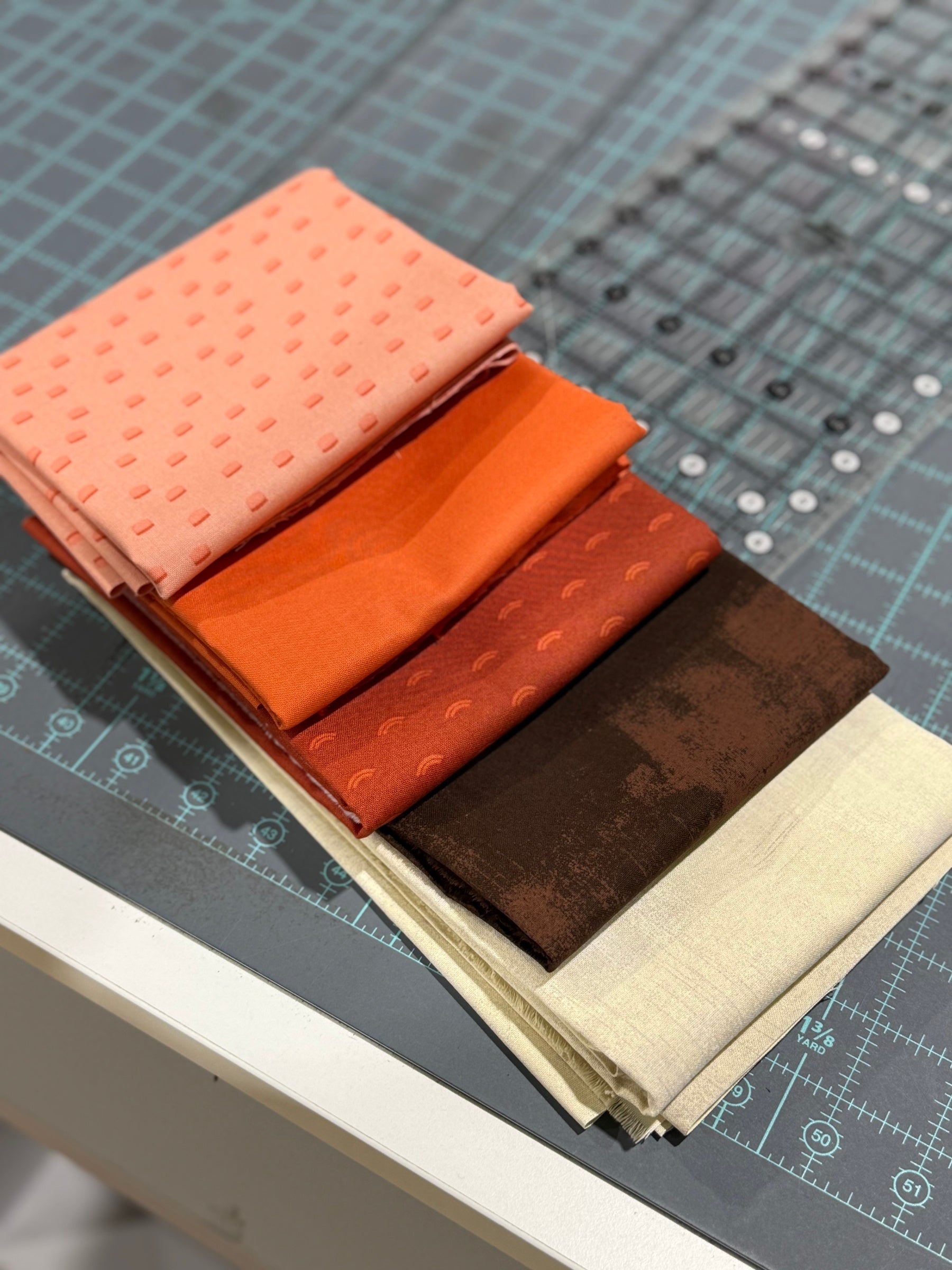 Pumpkin Parade Kit (Villa Rosa) - Happy Little Quilt Shop