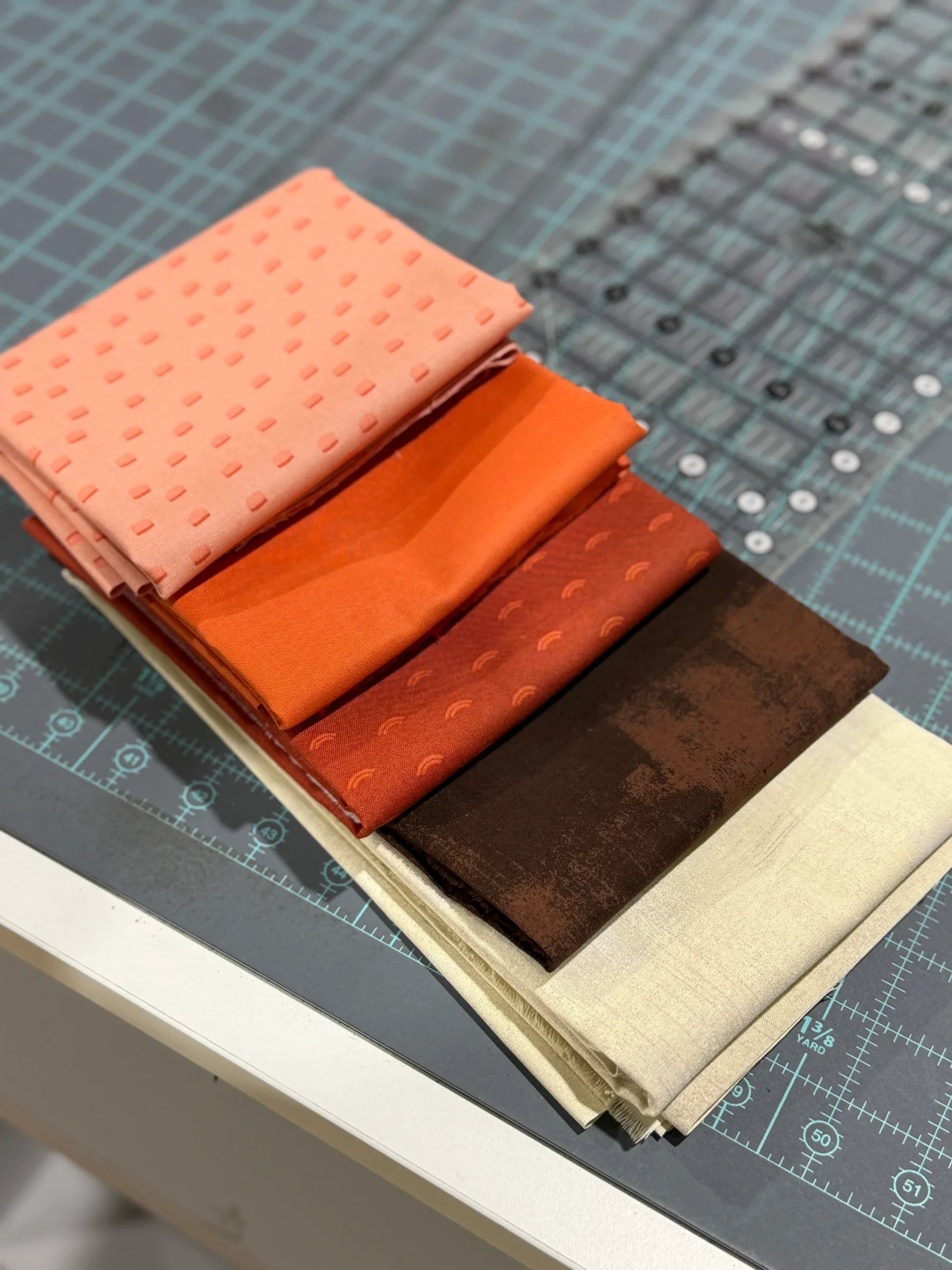 Pumpkin Parade Kit (Villa Rosa) - Happy Little Quilt Shop