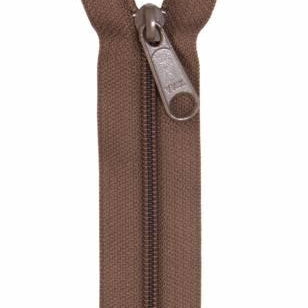 Handbag Zipper 24in Seal Brown - Happy Little Quilt Shop