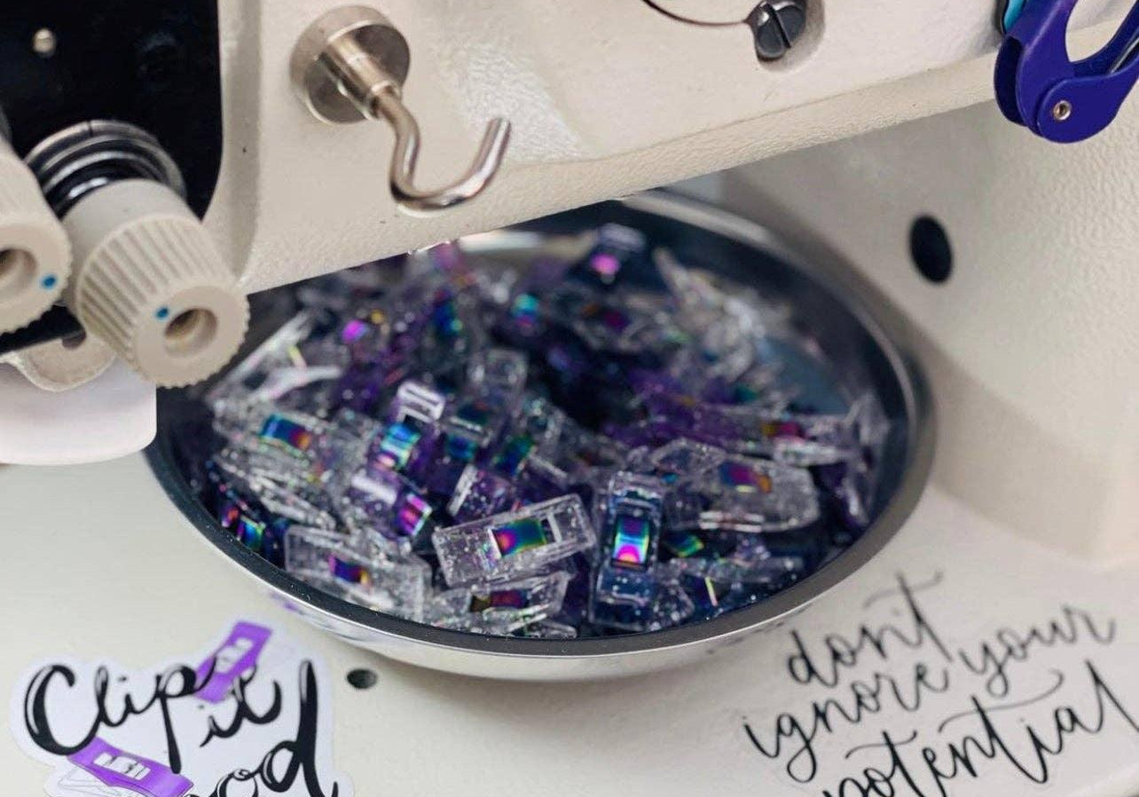 Mixed Glitter Clips - Pack of 50 - Happy Little Quilt Shop