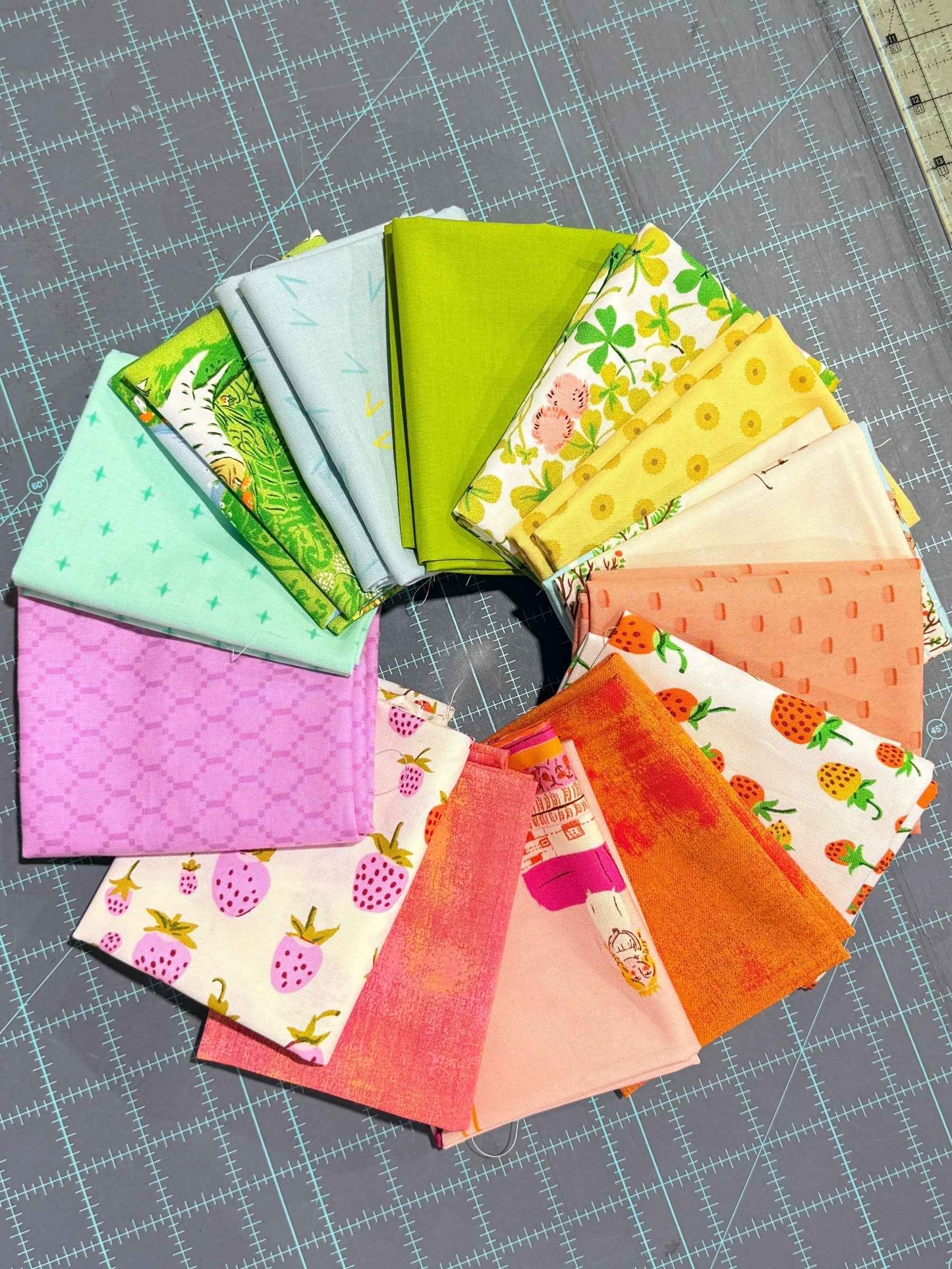 Heather Ross Favorites and Blenders Bundle ( 14 Fat Quarters)