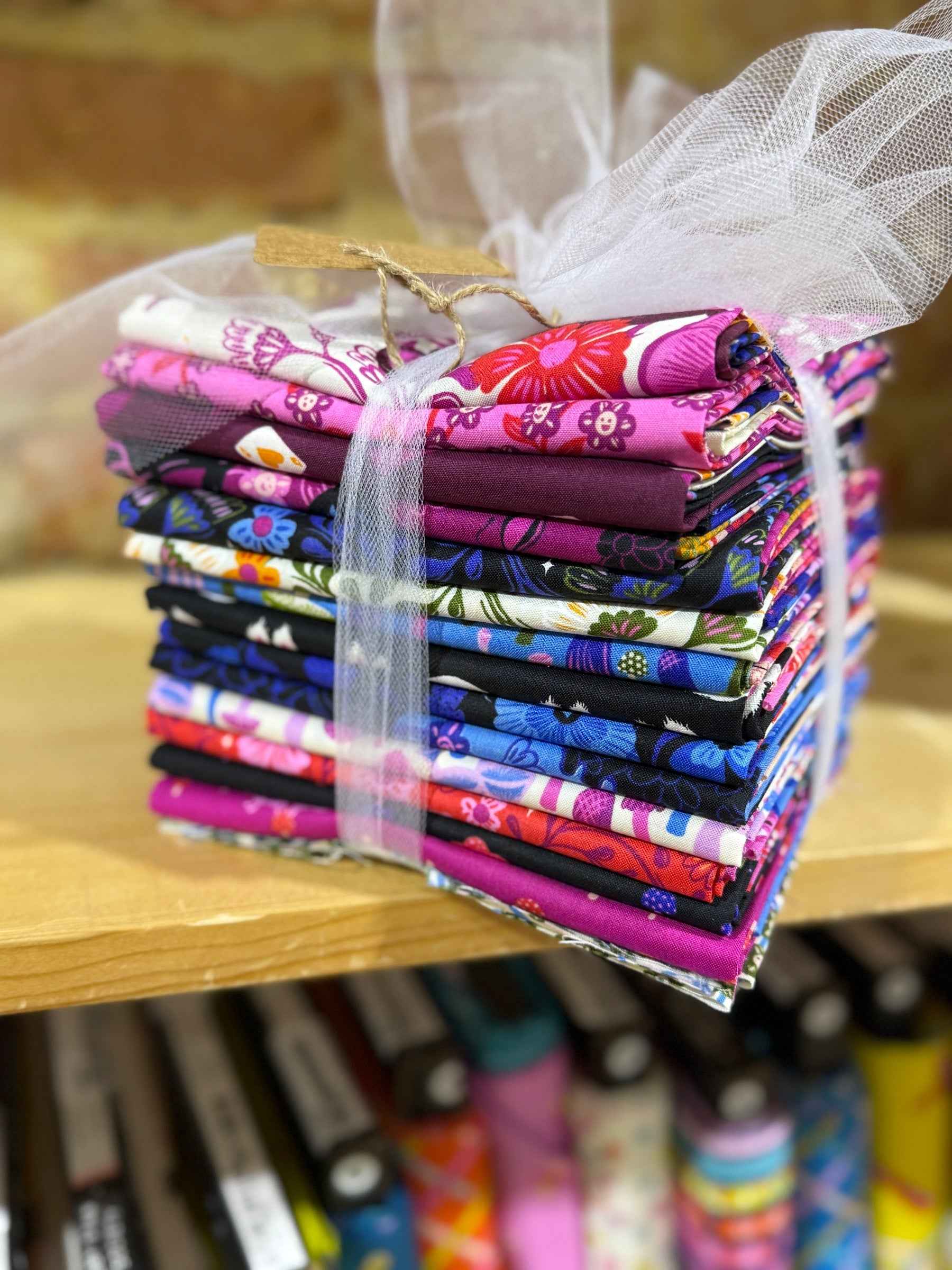 Hello Alice Fat Quarter Bundle (Store Cut)