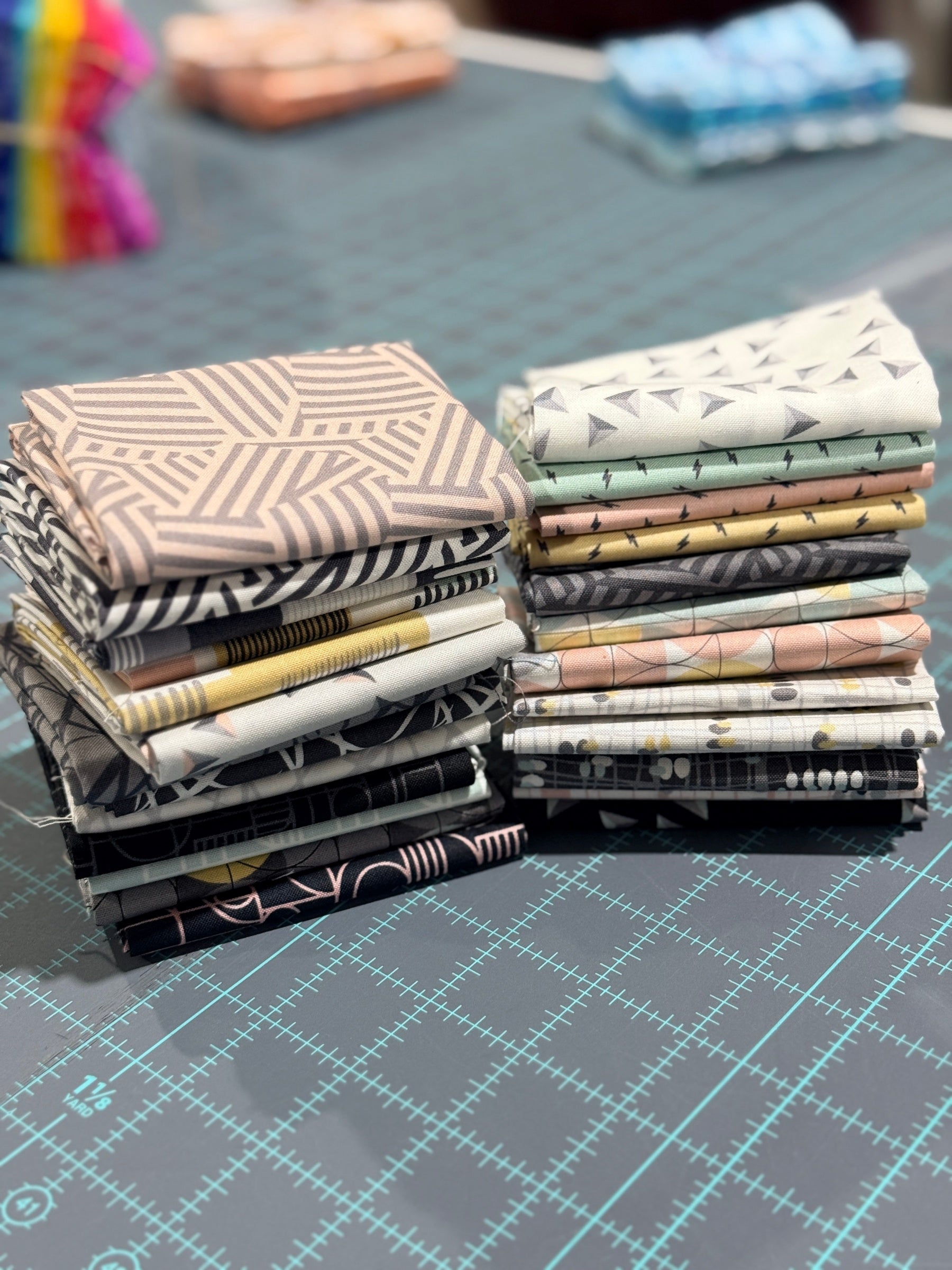 Libs Elliott Fat Eight Bundle (25 FE) - Happy Little Quilt Shop
