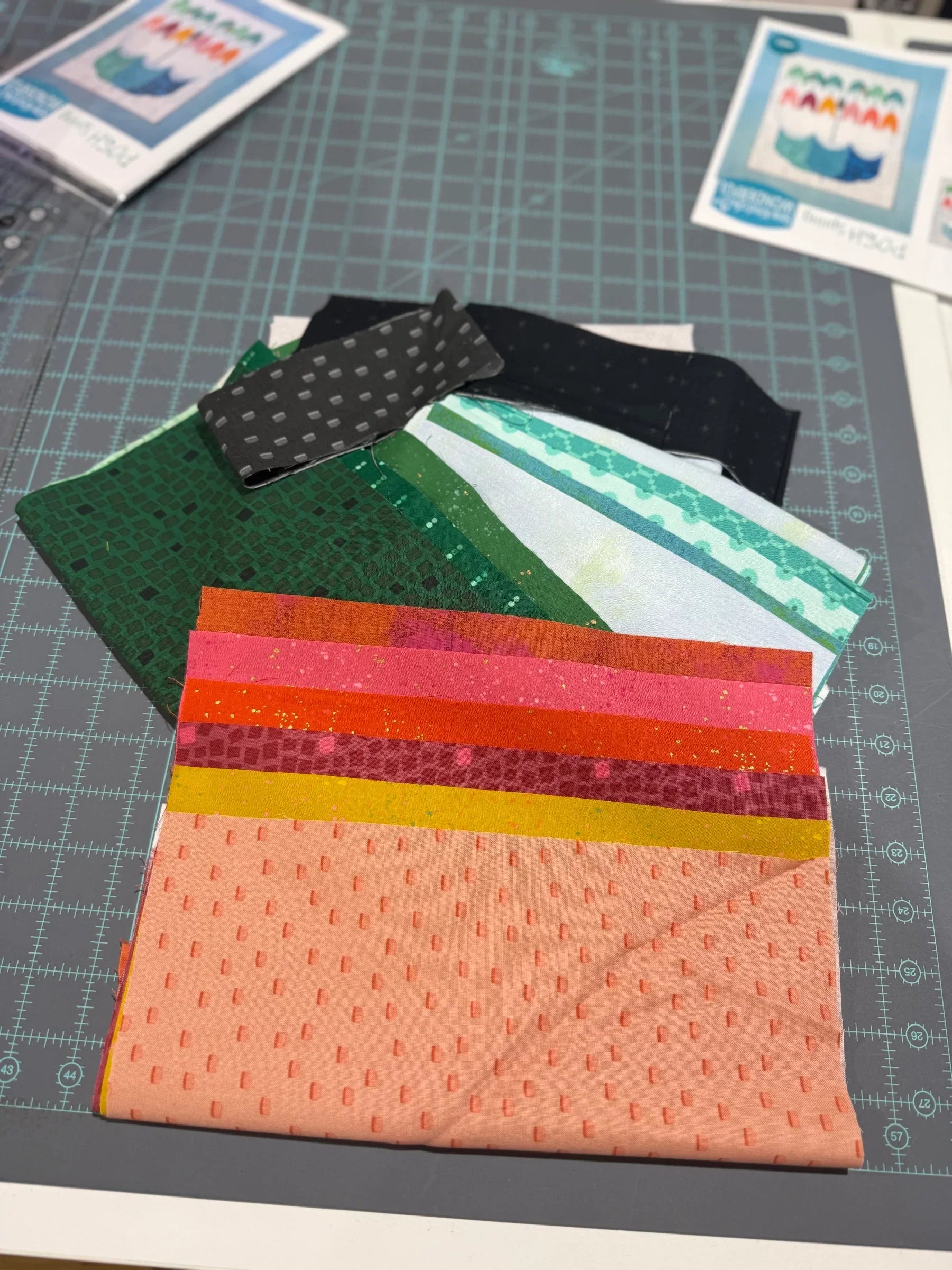 Posh Spring Kit - Happy Little Quilt Shop