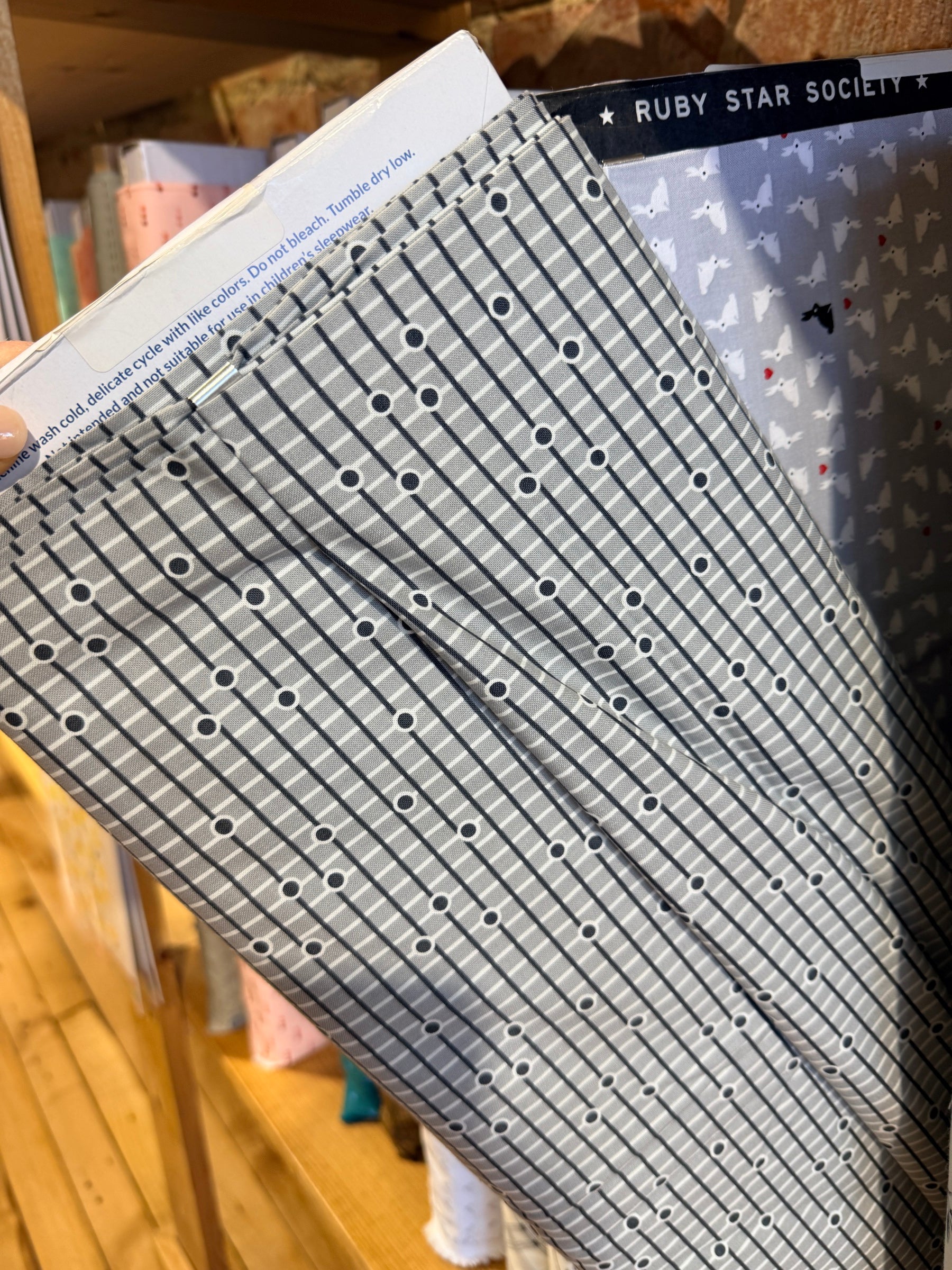 Washington Depot -Dotted Grid - Happy Little Quilt Shop